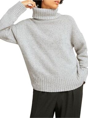 Express Light Gray Turtleneck Sweater - XS